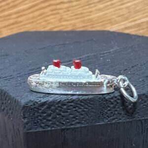 RMS Queen Elizabeth Cunard Ocean Liner Pendant Charm Sterling Silver Cruise Ship
